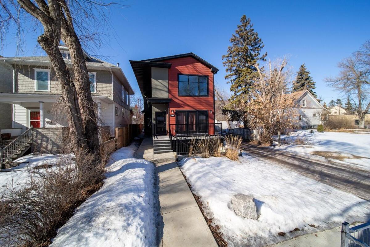 Chic Hideaway-king Bed-fireplace-dt-wem-ac-garage Apartment *